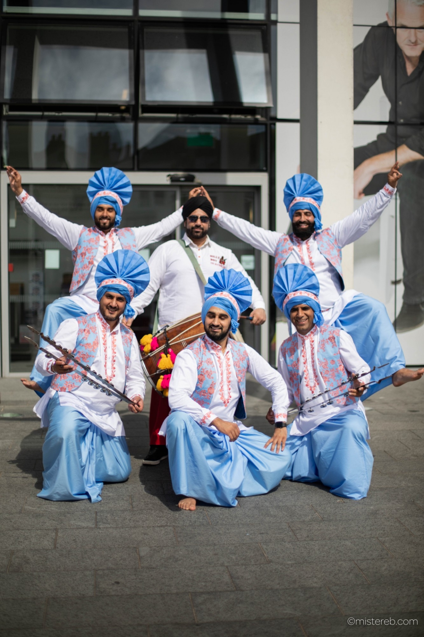 Press photo for 4x4 Bhangra by mistereb