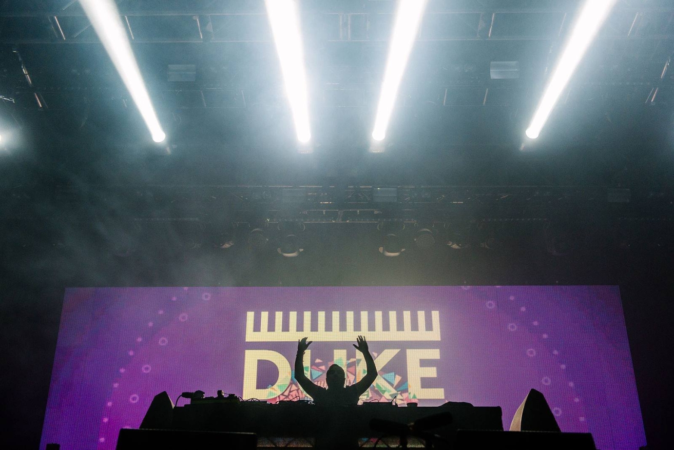 Live visuals for Duke Dumont by Henry Crawfurd